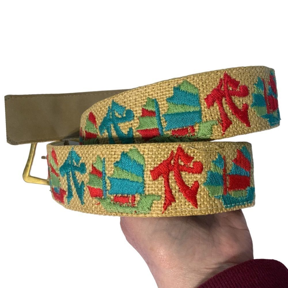 Embroidered Unique Asian Themed Tan Multi-Color Belt - Picture 9 of 10